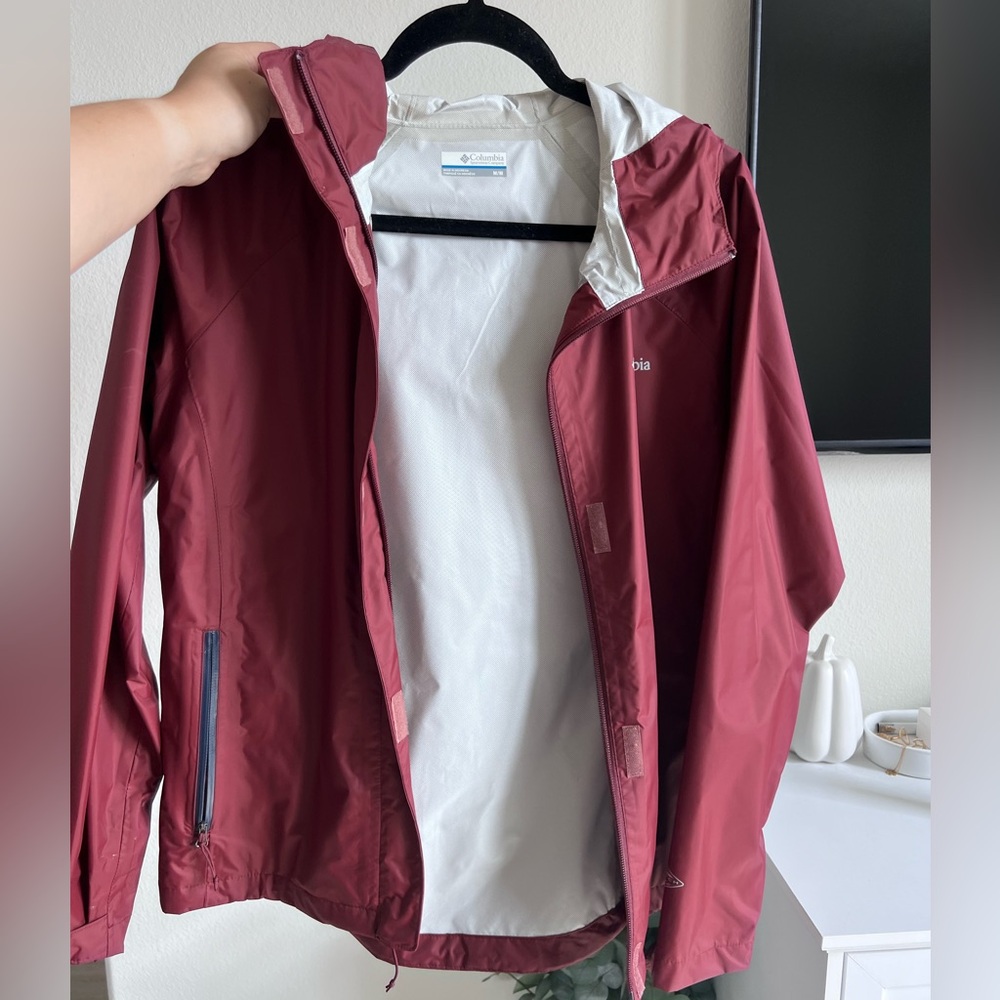 Columbia Windbreaker